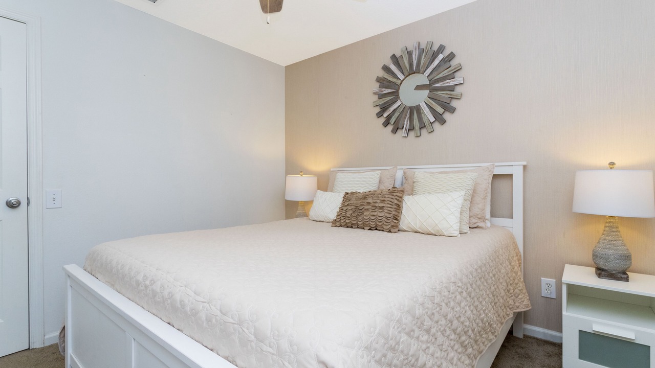 Photo of Bedroom in Windsor Palms