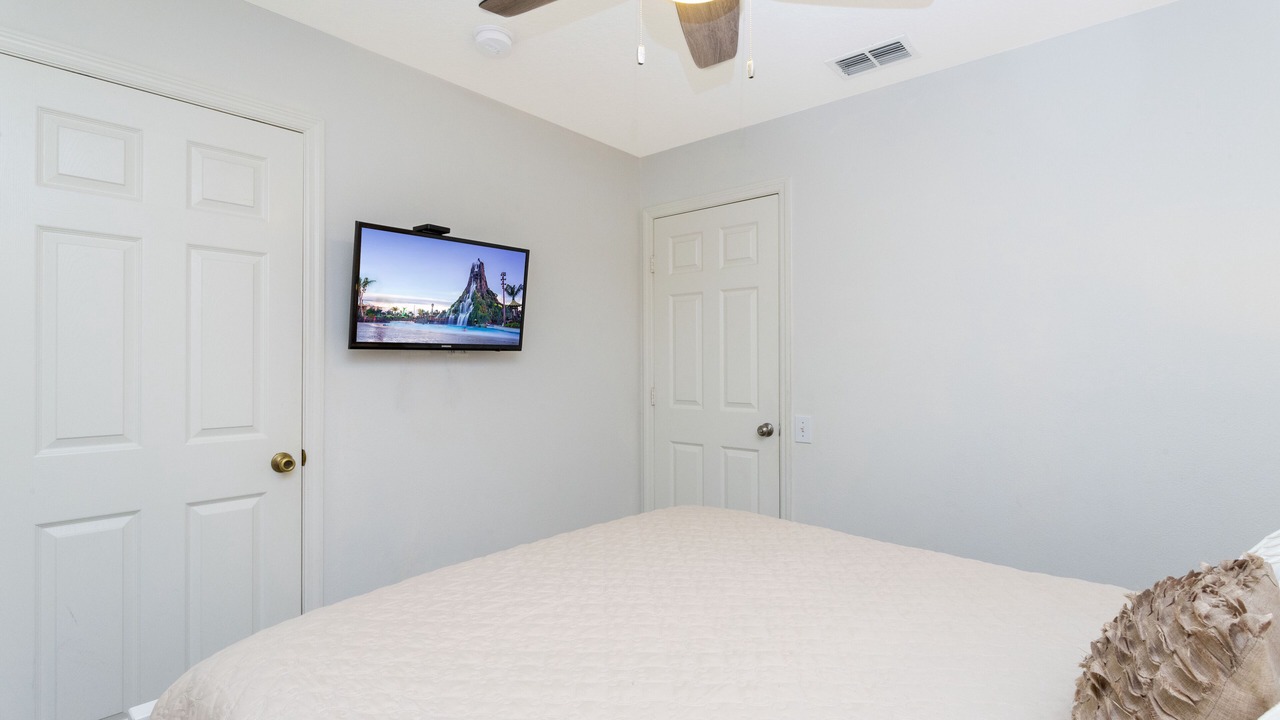 Photo of Bedroom in Windsor Palms
