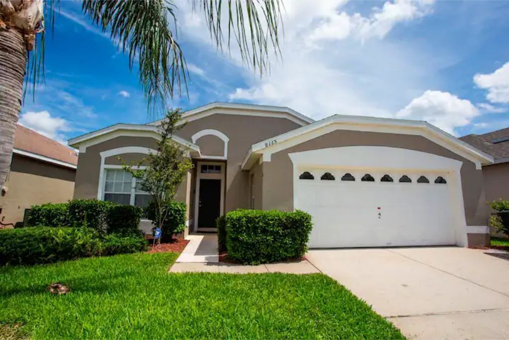 Photo of Outdoor in Windsor Palms