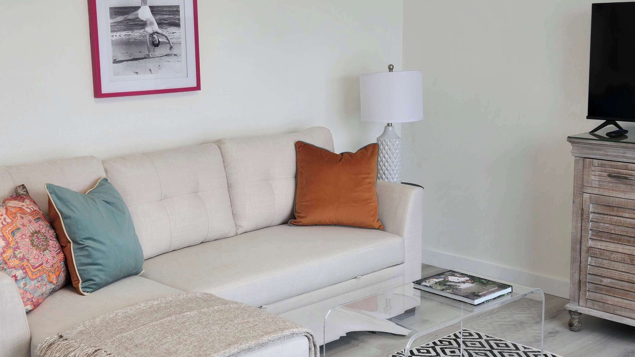Photo of Livingroom in Bay Esplanade
