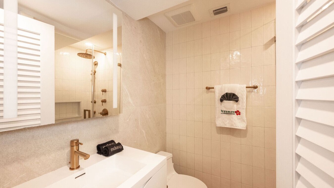 Photo of Bathroom in Key West Historic District