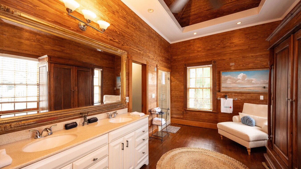 Photo of Bathroom in Key West Historic District