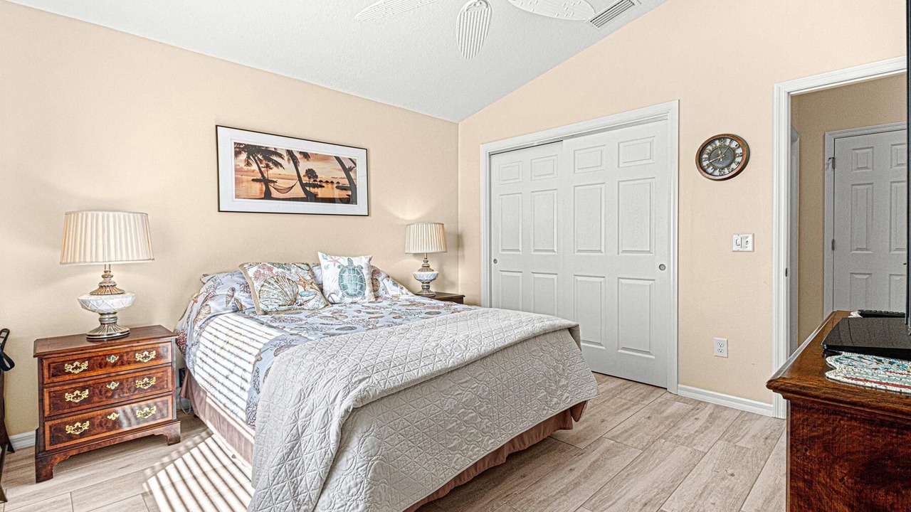 Photo of Bedroom in The Villages