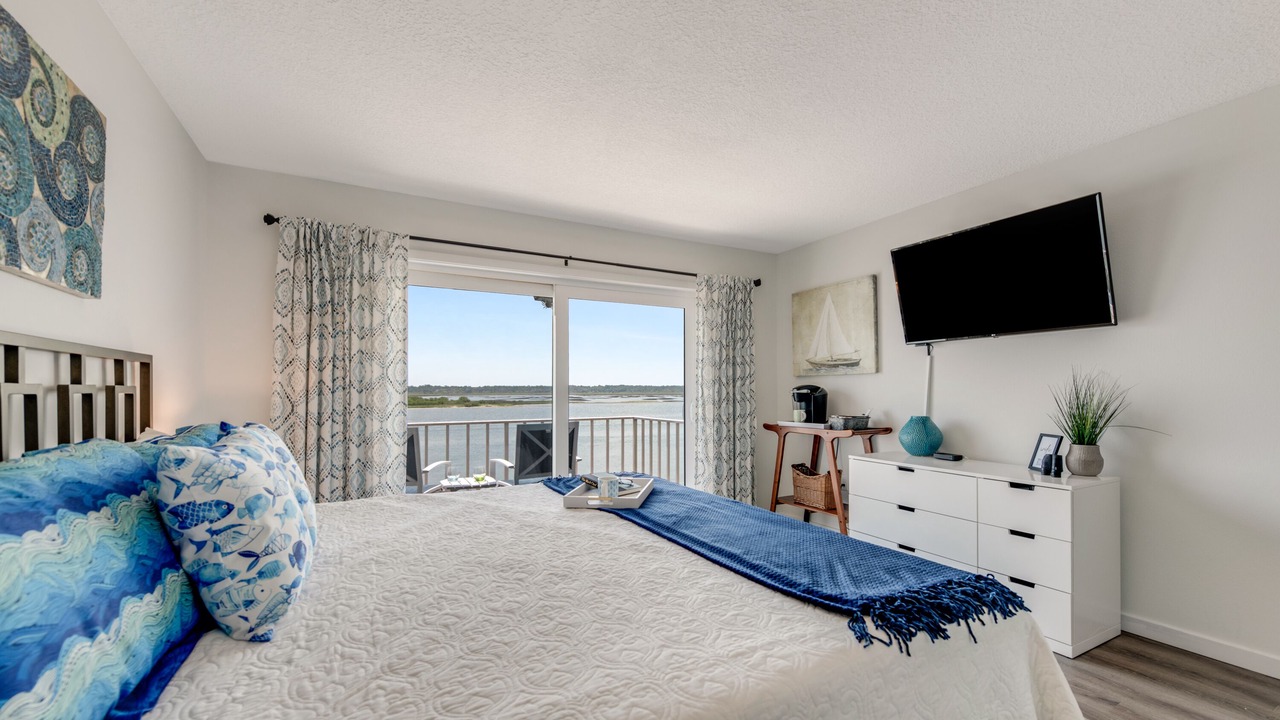 Photo of Patio Balcony in Crescent Beach