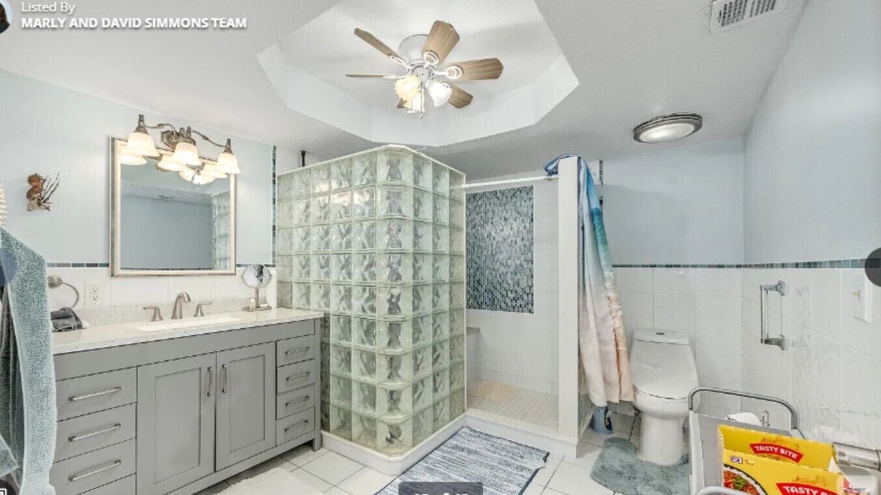 Photo of Bathroom in Cocoa Beach