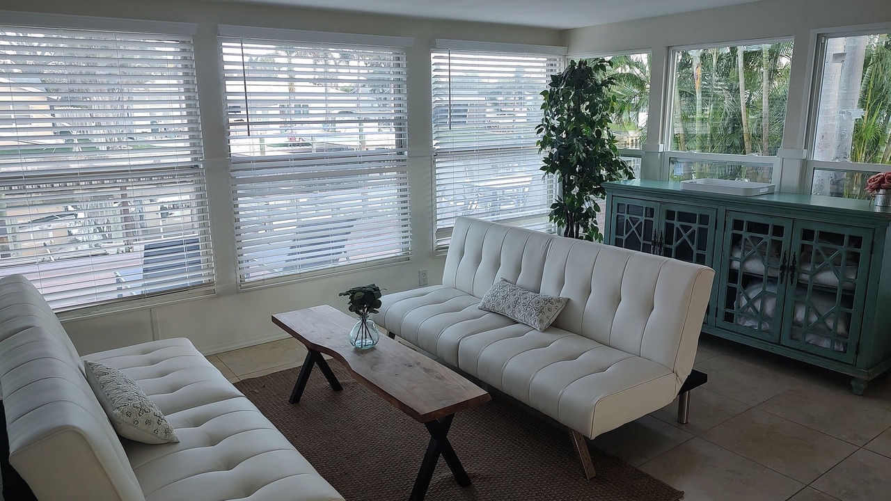 Photo of Livingroom in Shore Acres