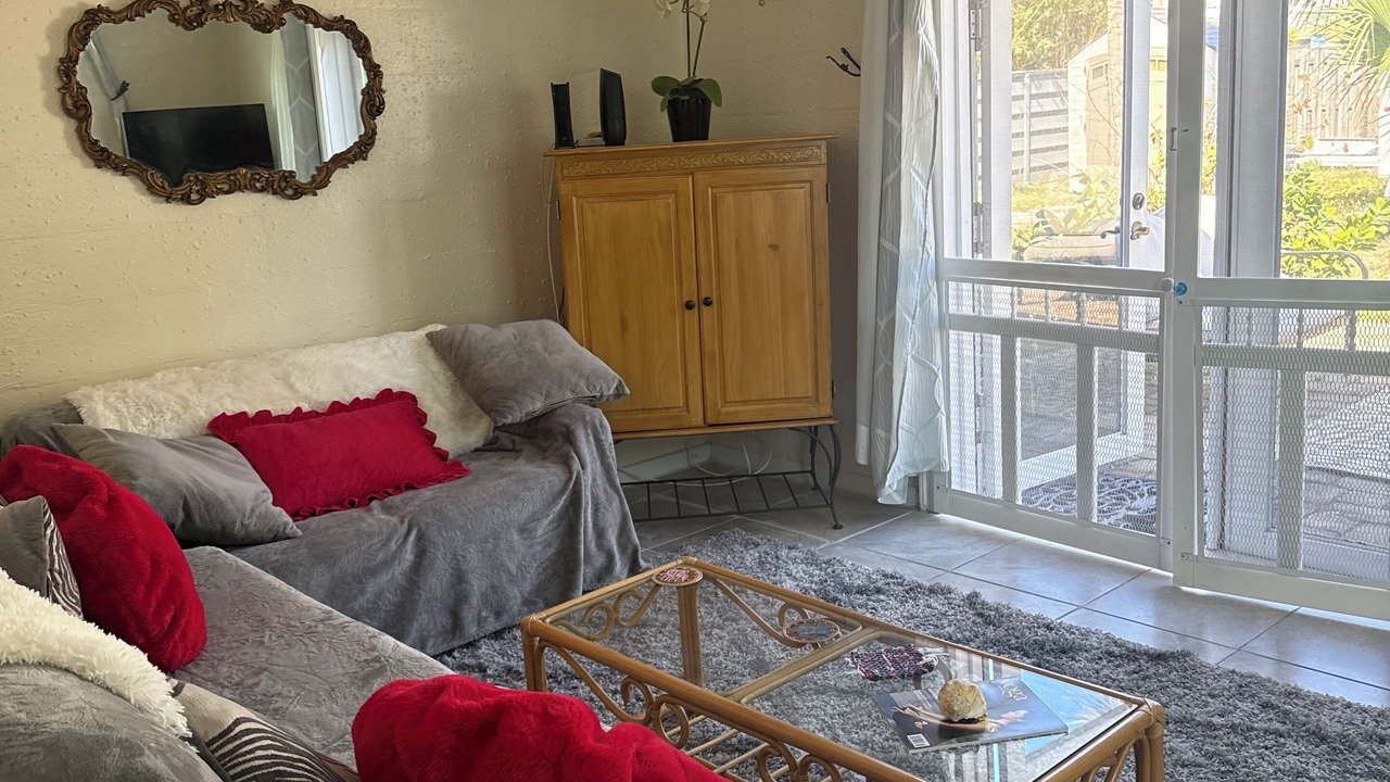 Photo of Livingroom in New Smyrna Beach