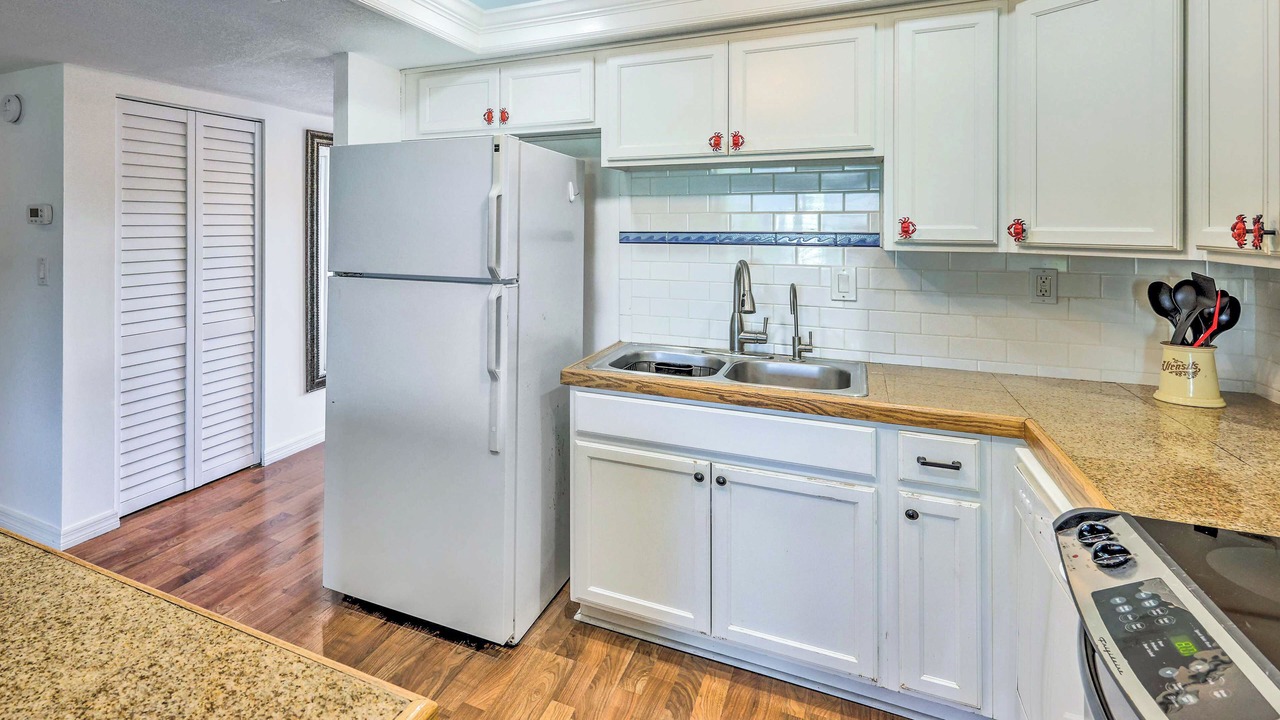 Photo of Kitchen in Crescent Beach