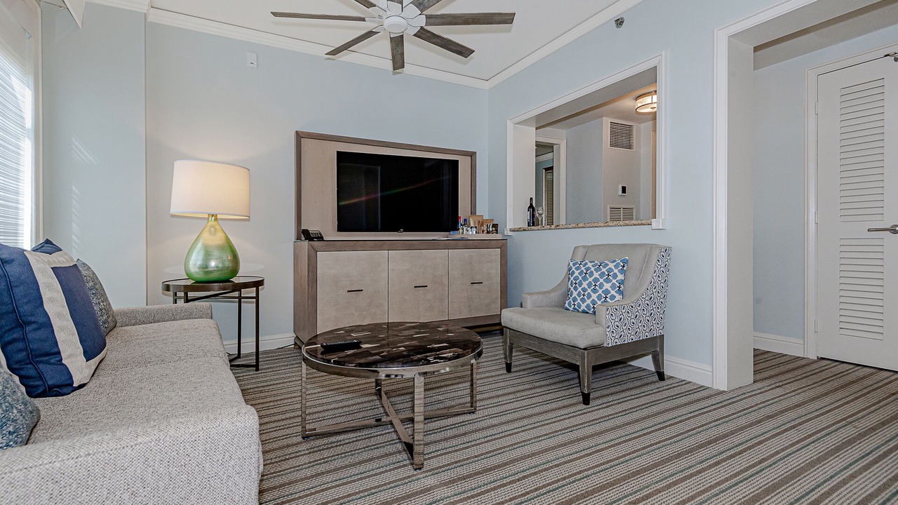 Photo of Livingroom in Key Biscayne