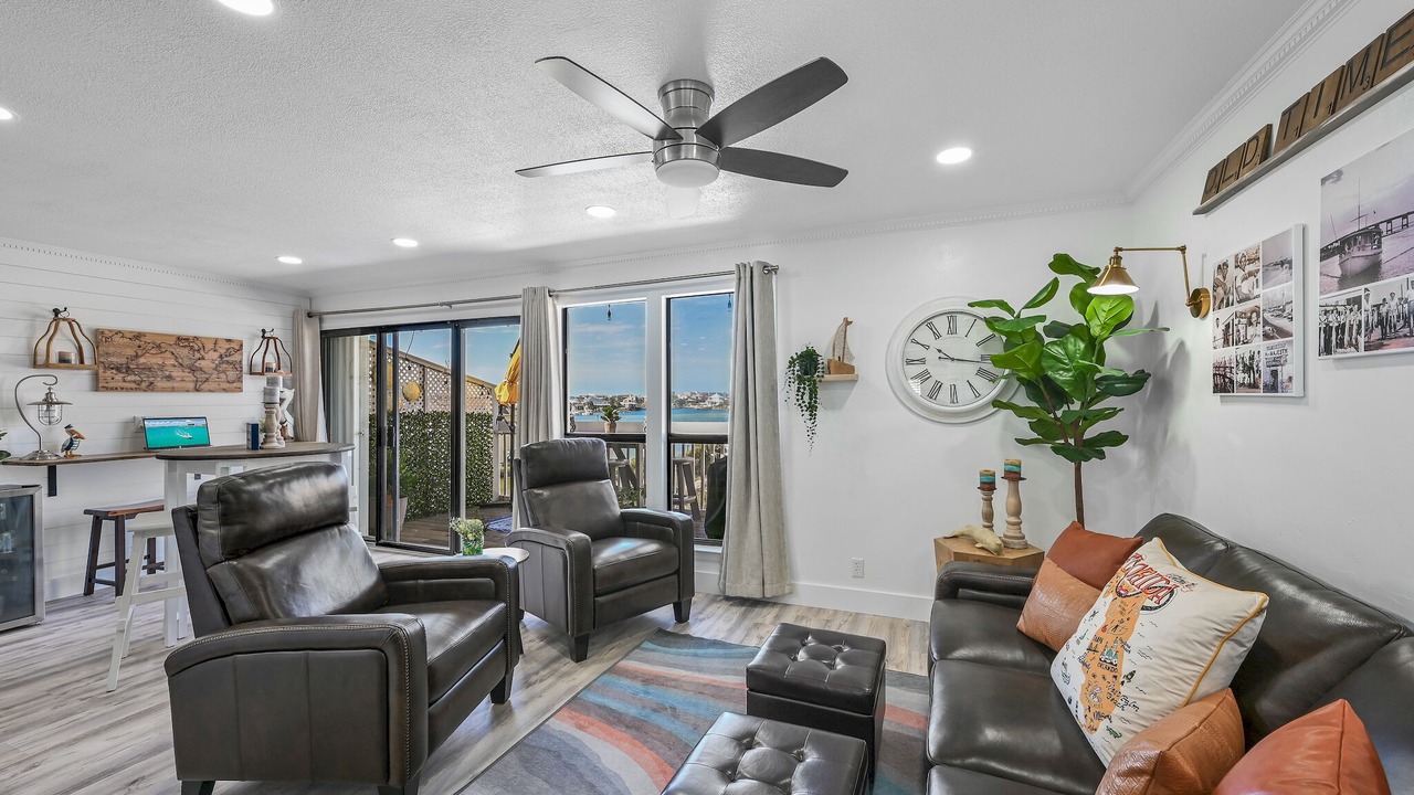 Photo of Livingroom in Holiday Isle