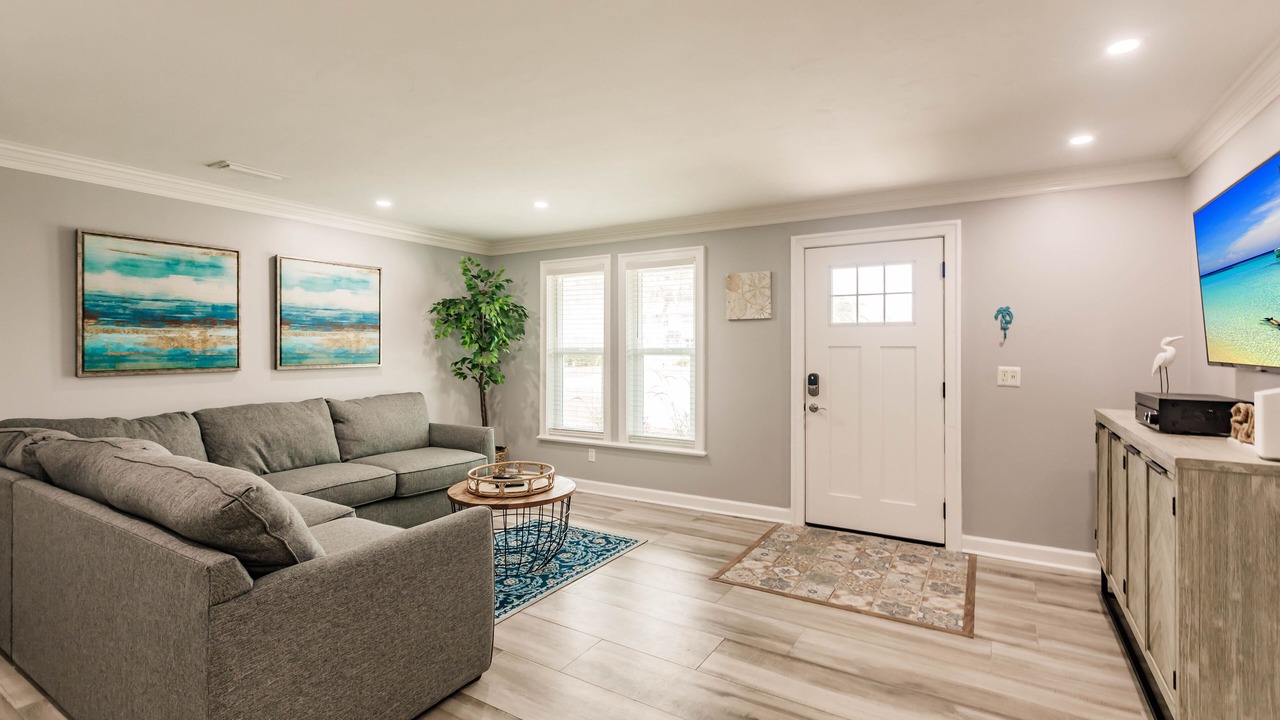 Photo of Livingroom in Palm River Estates