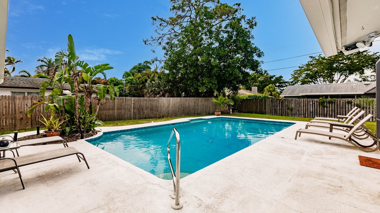 Photo of Outdoor in Palm River Estates