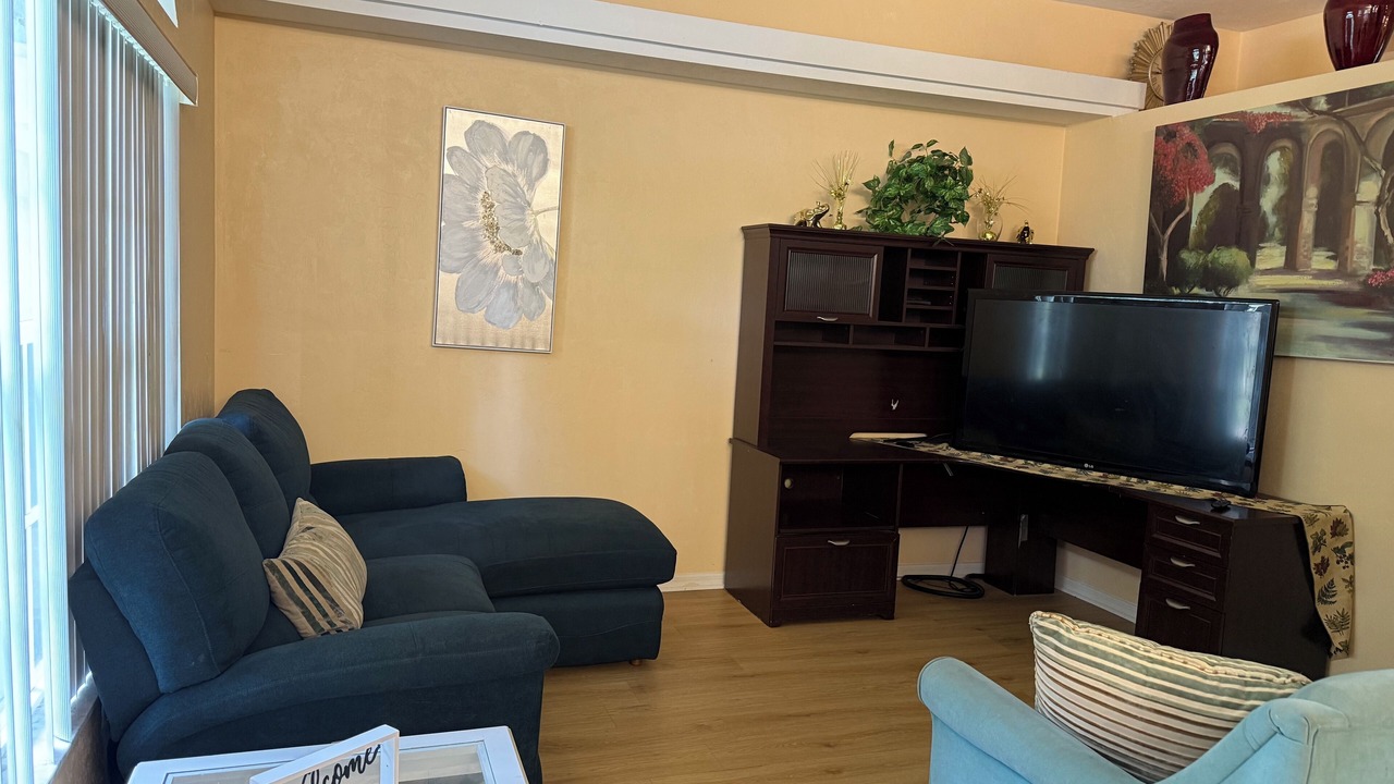 Photo of Livingroom in Gainesville
