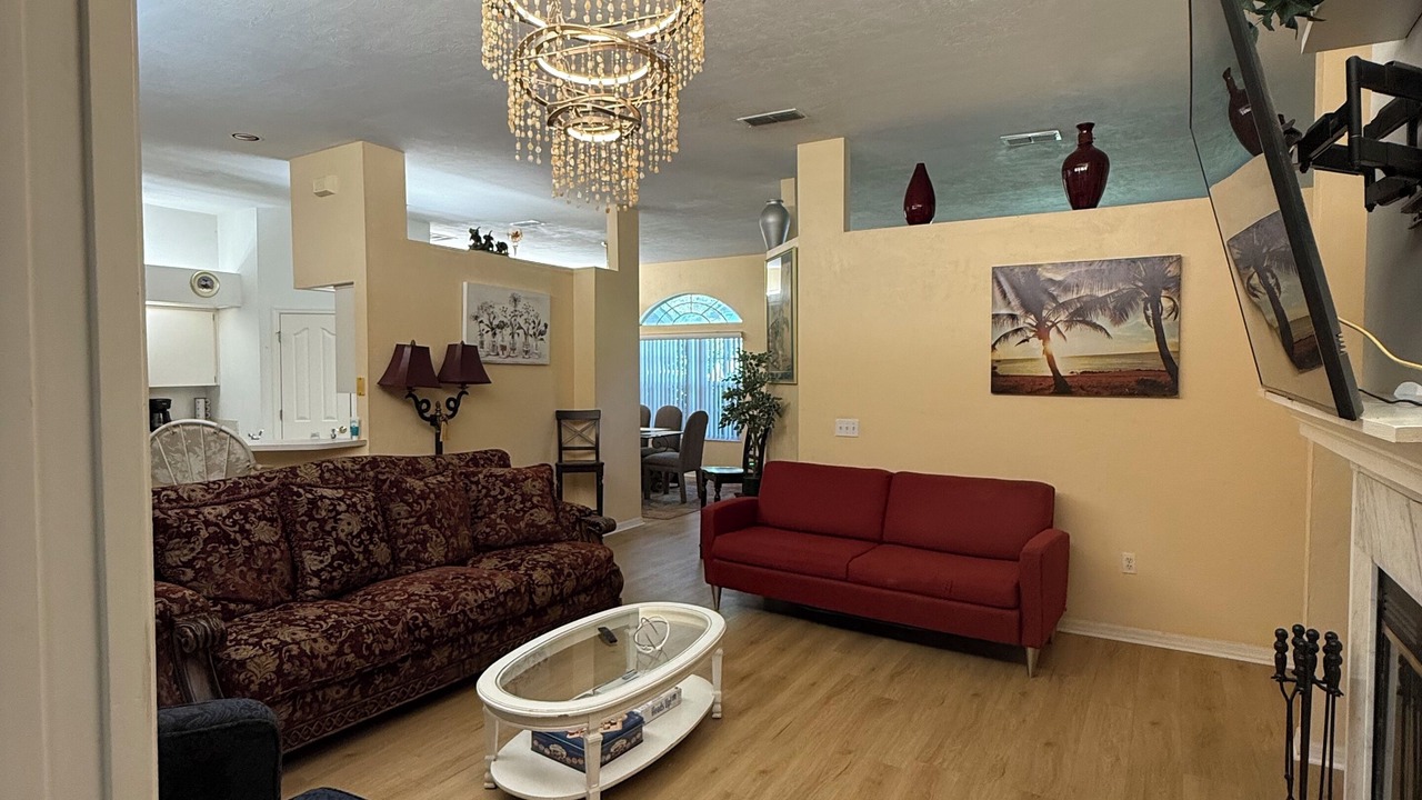 Photo of Livingroom in Gainesville