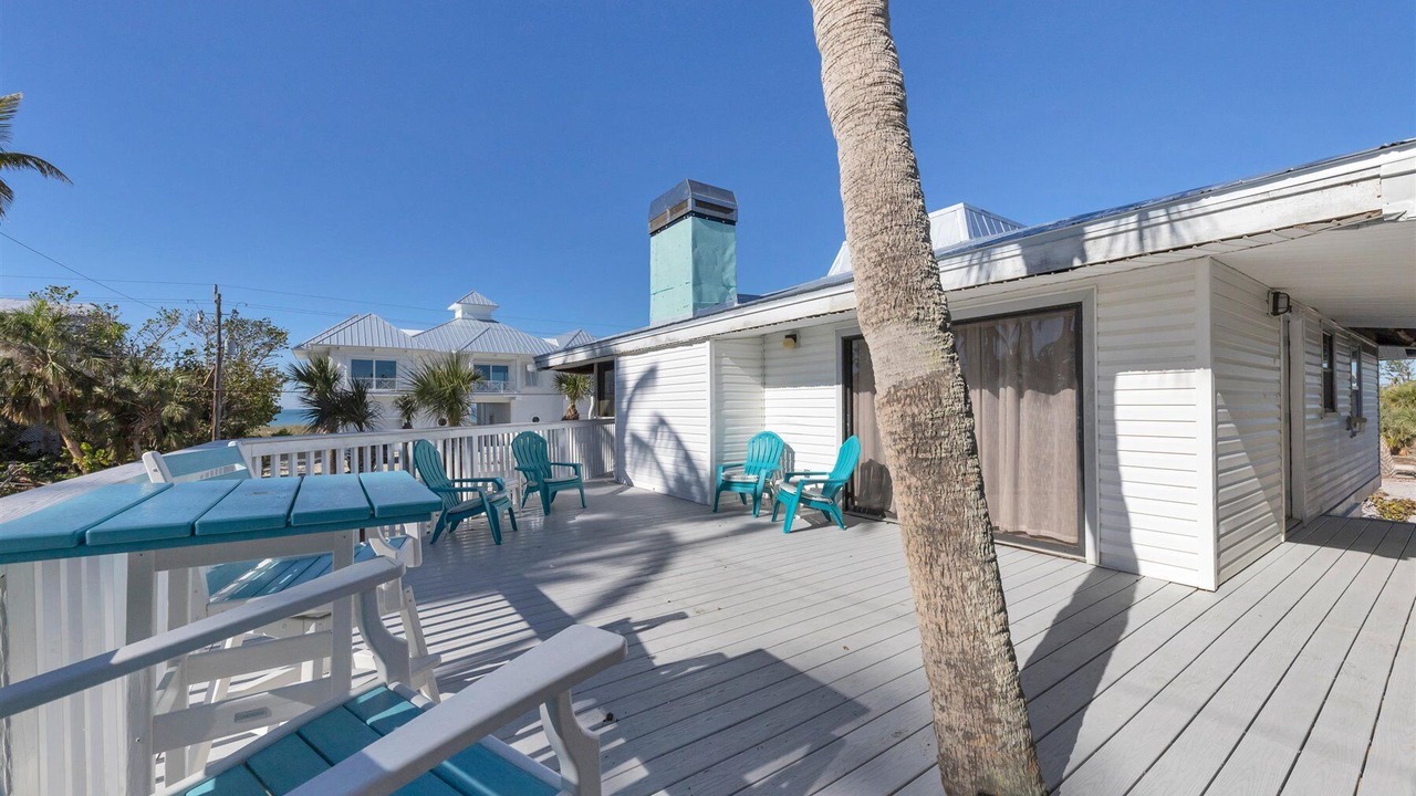 Photo of Outdoor in Palm Island