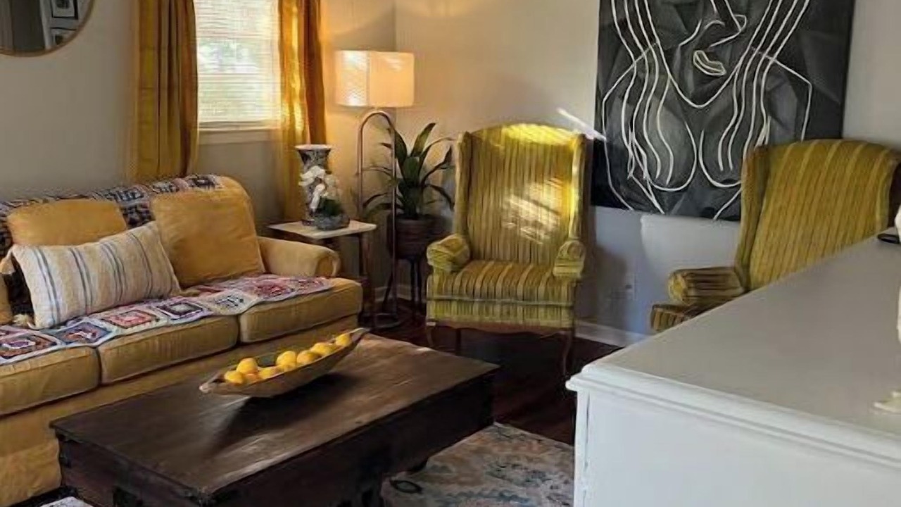 Photo of Livingroom in Valdosta
