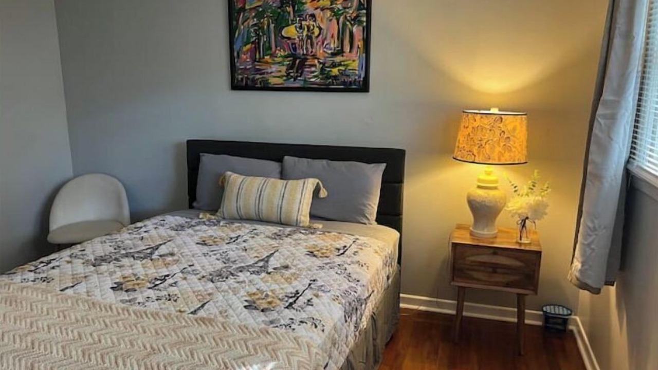 Photo of Bedroom in Valdosta
