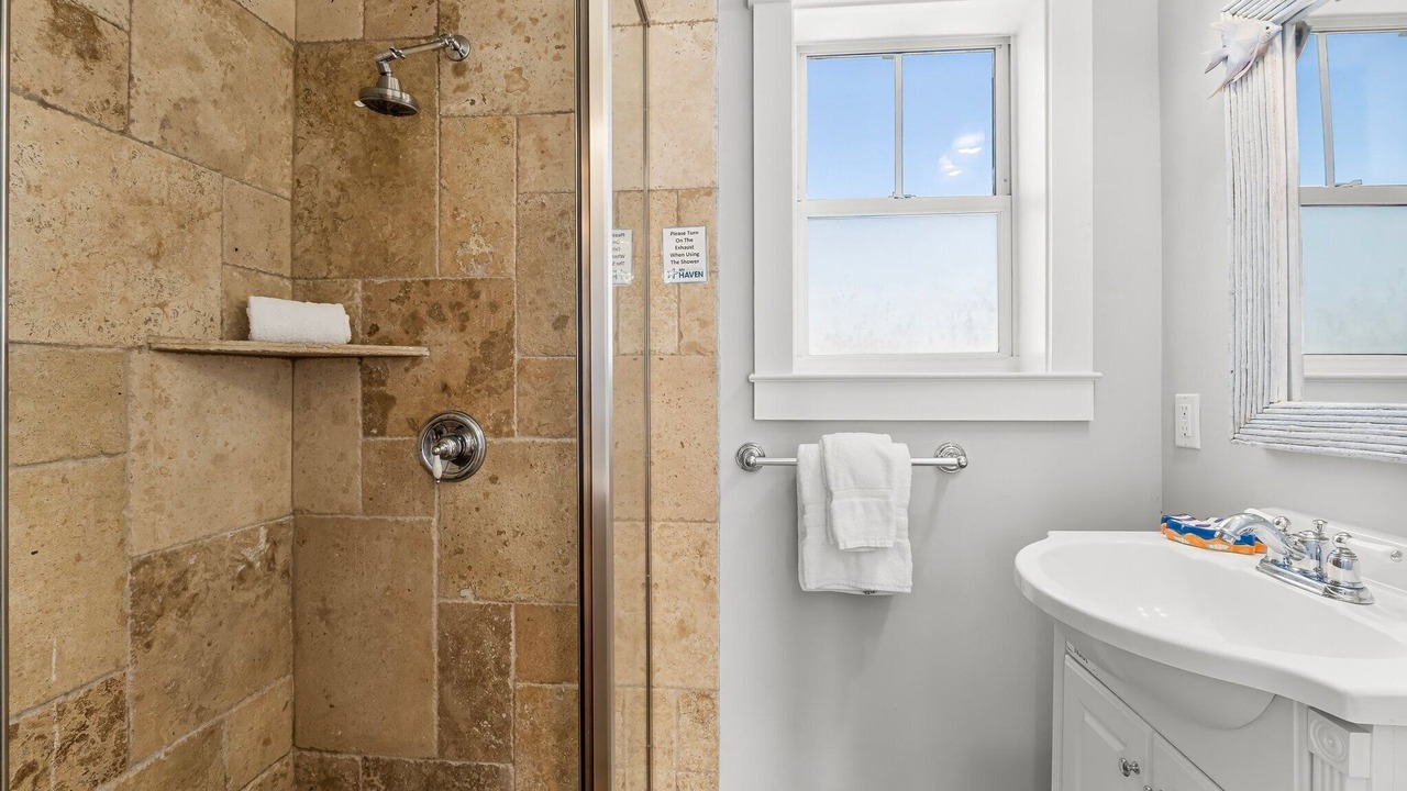 Photo of Bathroom in Emerald Waters Village