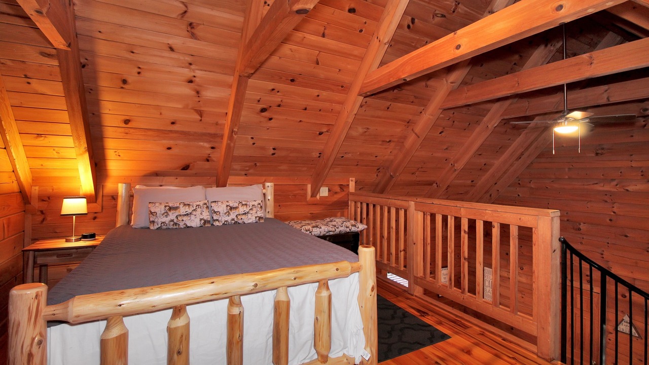 Photo of Bedroom in Pine Mountain Valley