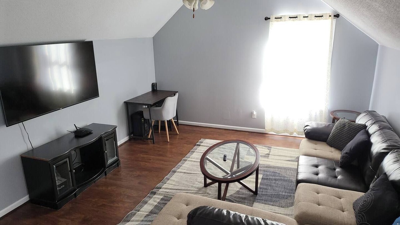 Photo of Livingroom in Houston County