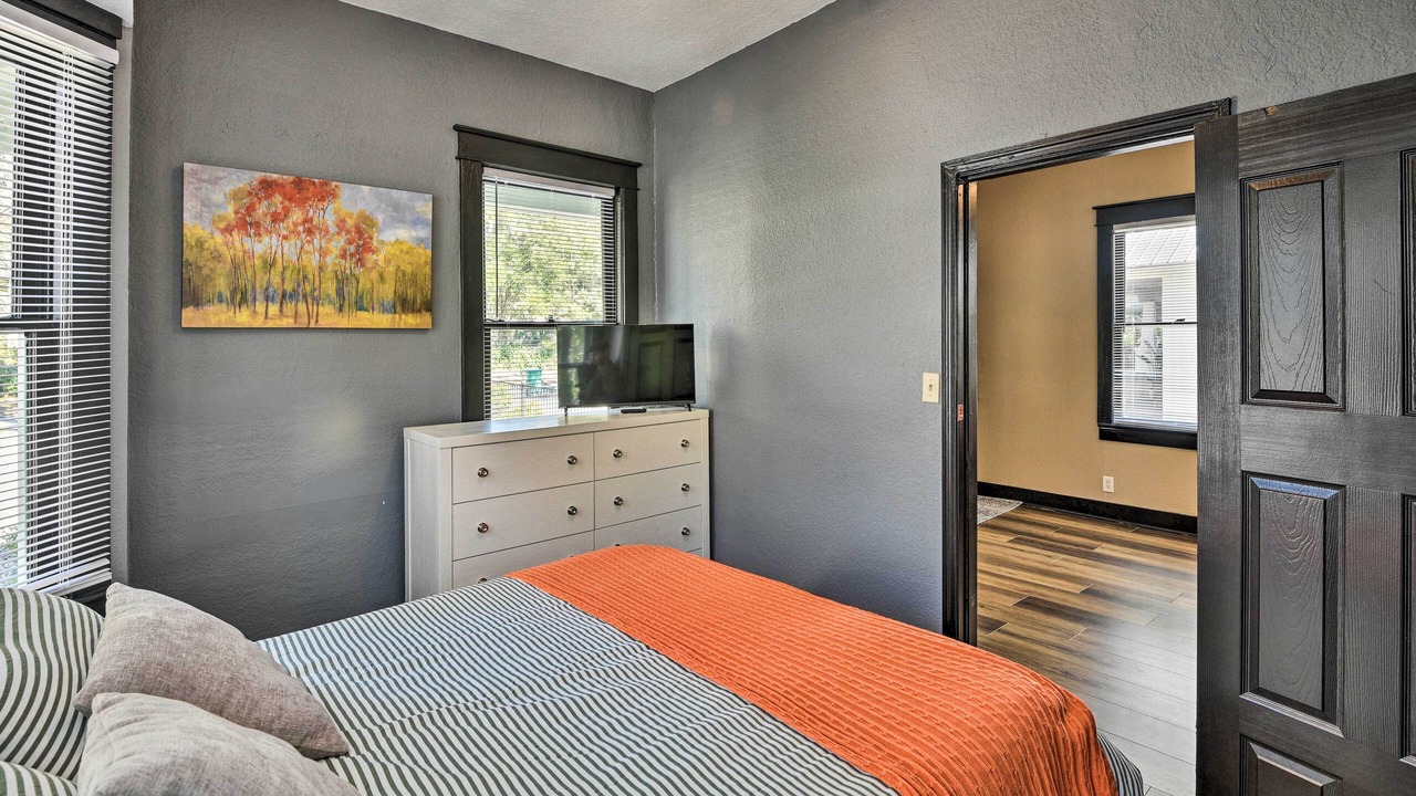 Photo of Bedroom in DeLand