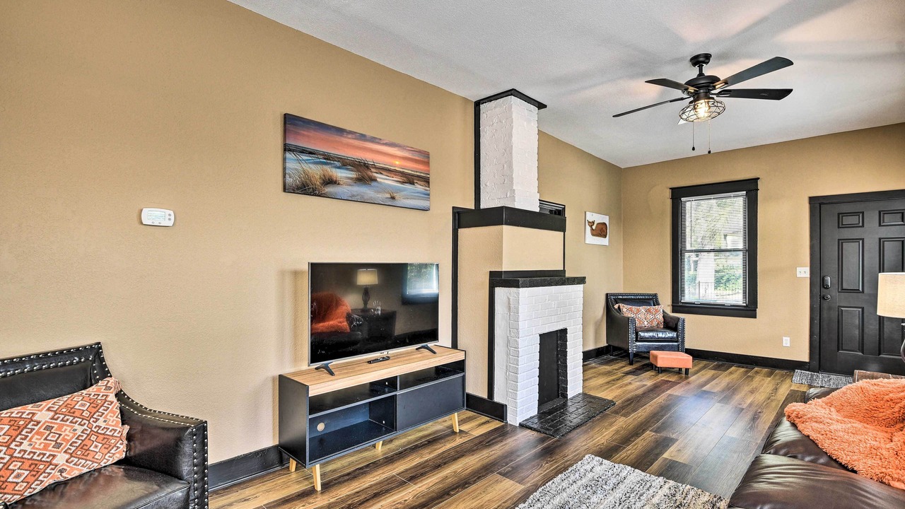 Photo of Livingroom in DeLand