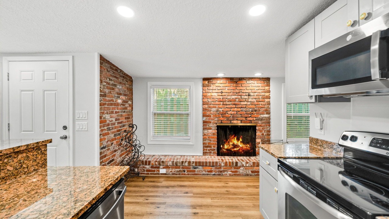Photo of Kitchen in Arlington Park