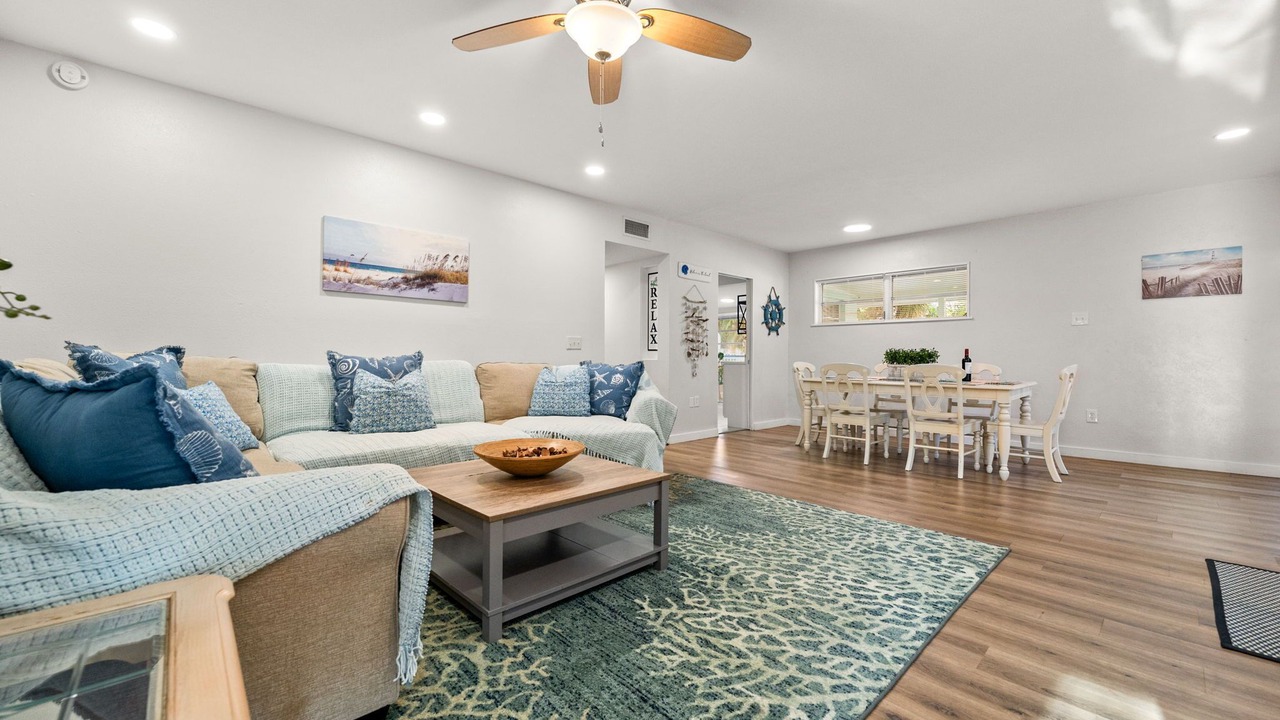 Photo of Livingroom in Arlington Park