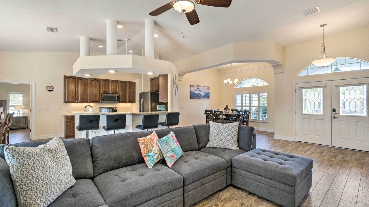 Photo of Livingroom in Port Charlotte