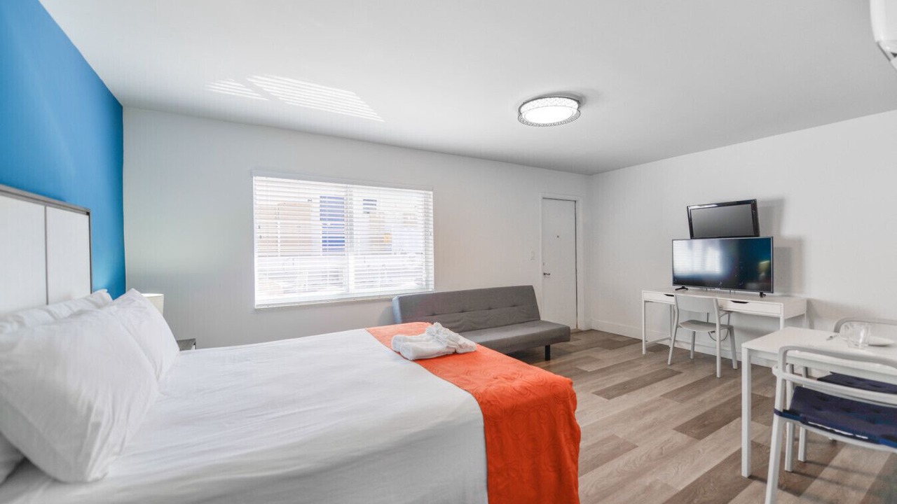 Photo of Bedroom in Hollywood