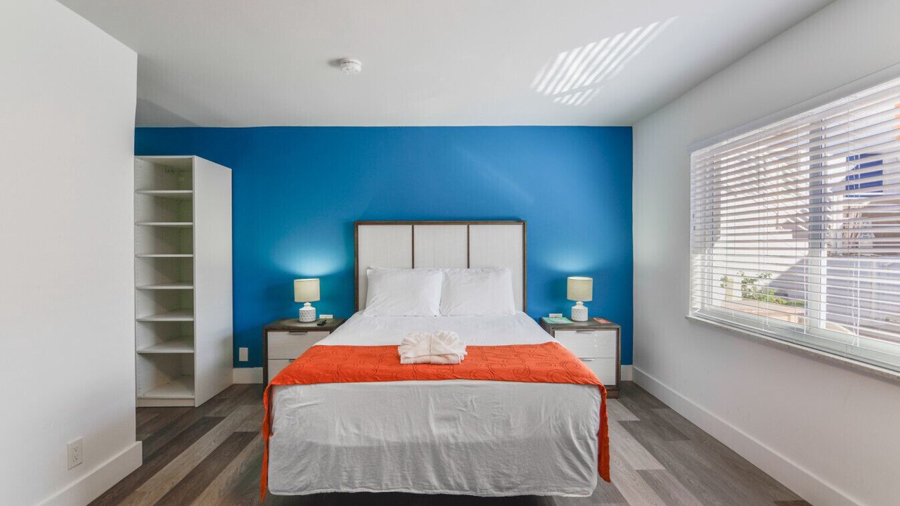 Photo of Bedroom in Hollywood