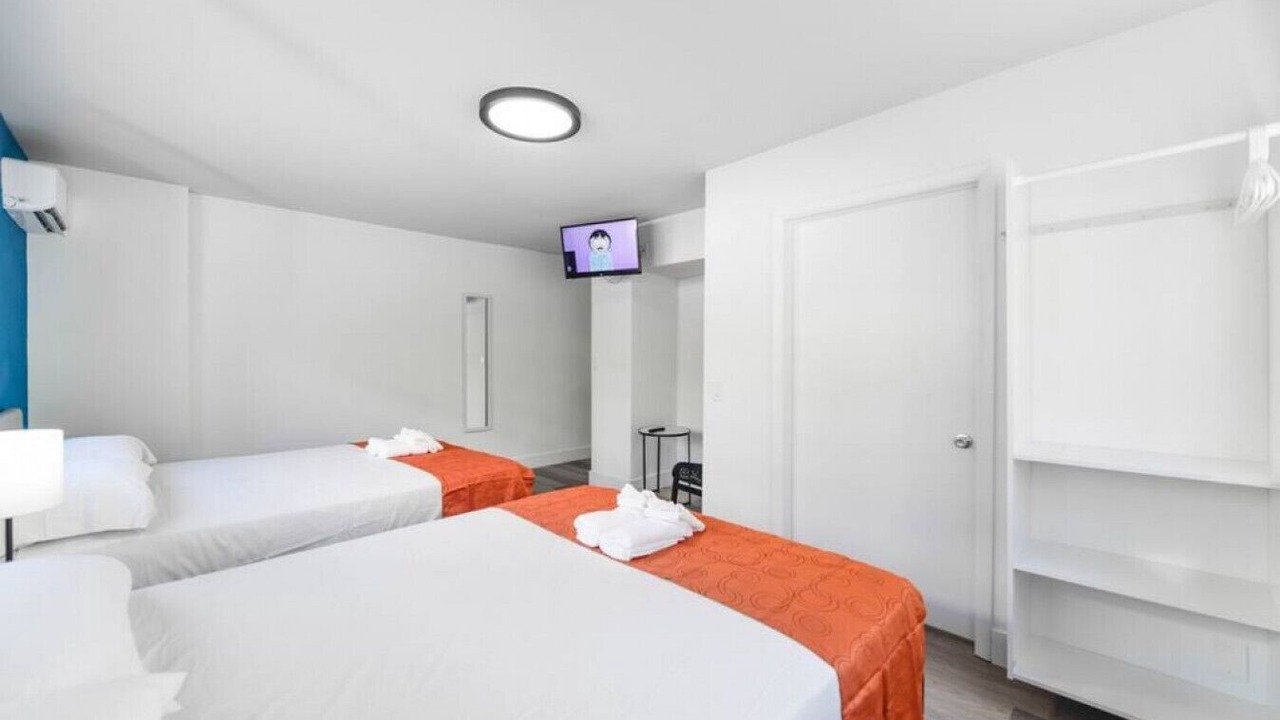 Photo of Bedroom in Hollywood