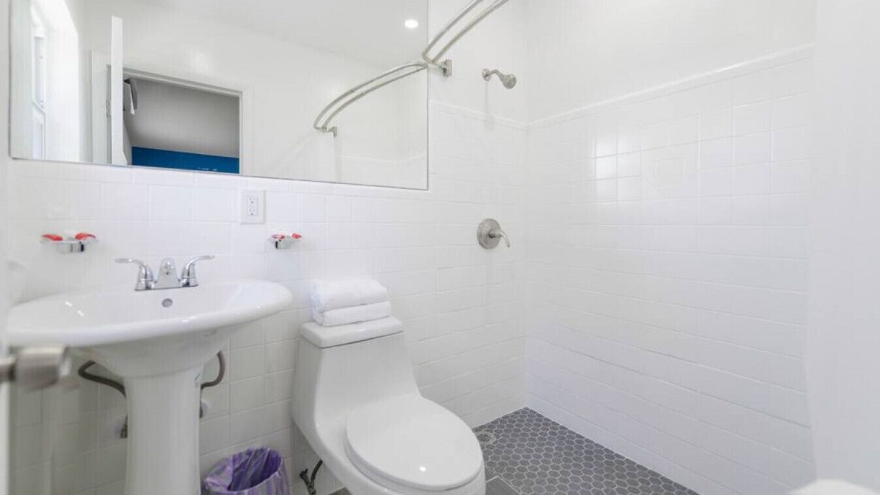 Photo of Bathroom in Hollywood