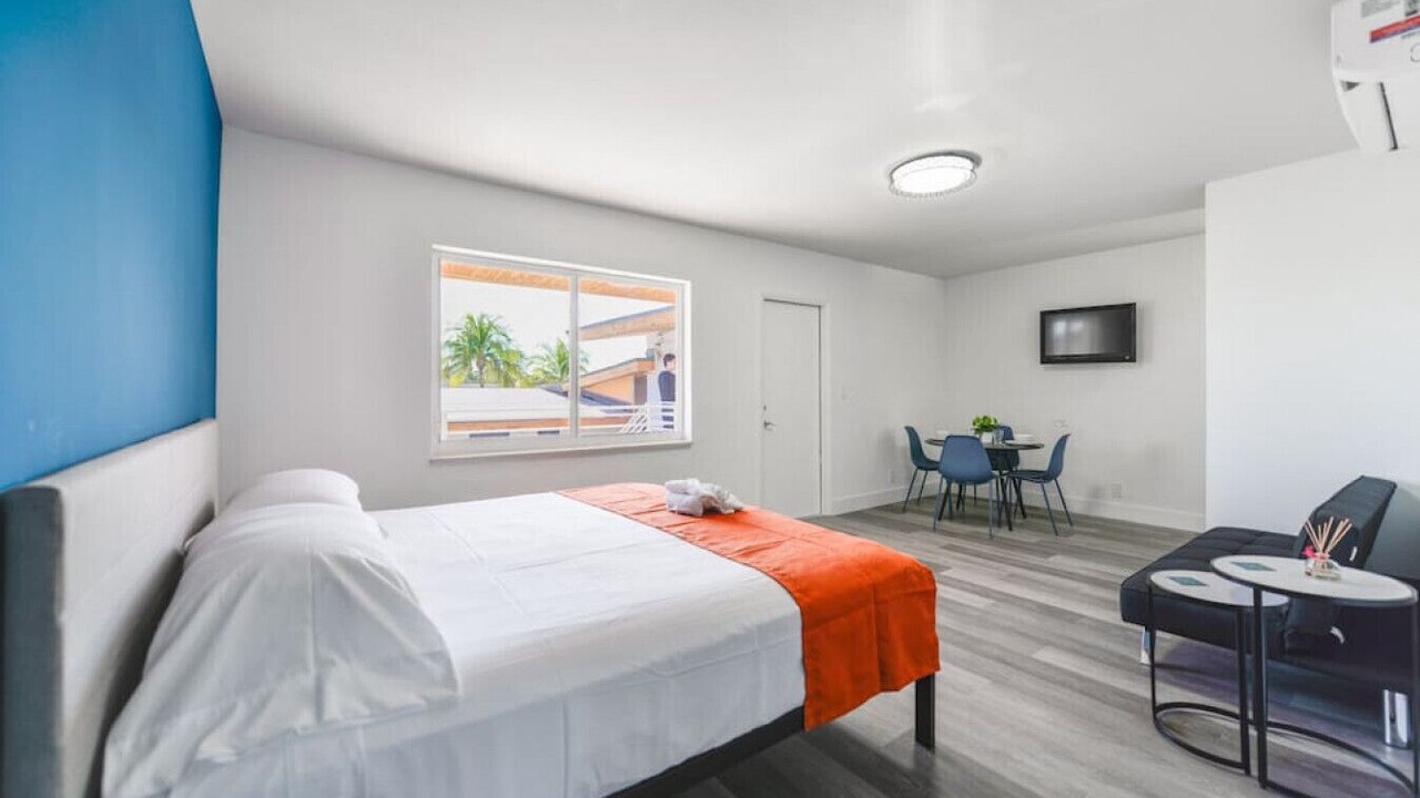 Photo of Bedroom in Hollywood