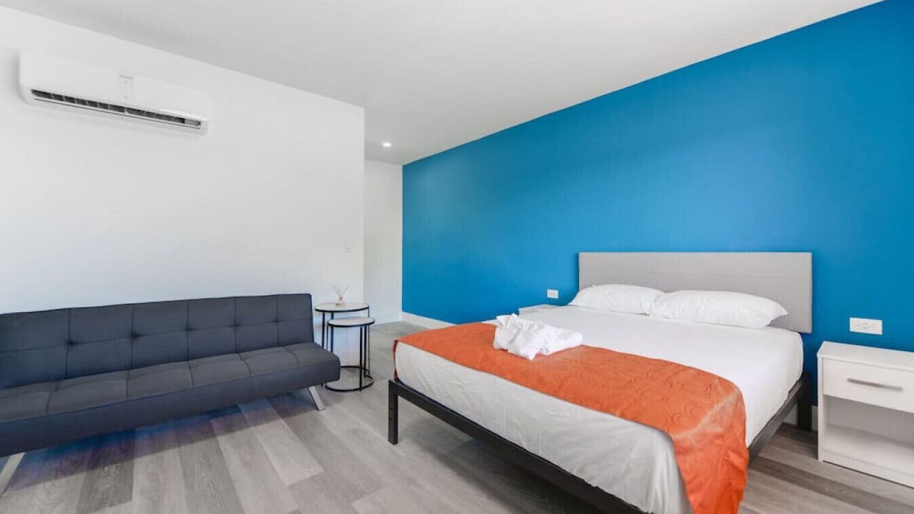 Photo of Bedroom in Hollywood