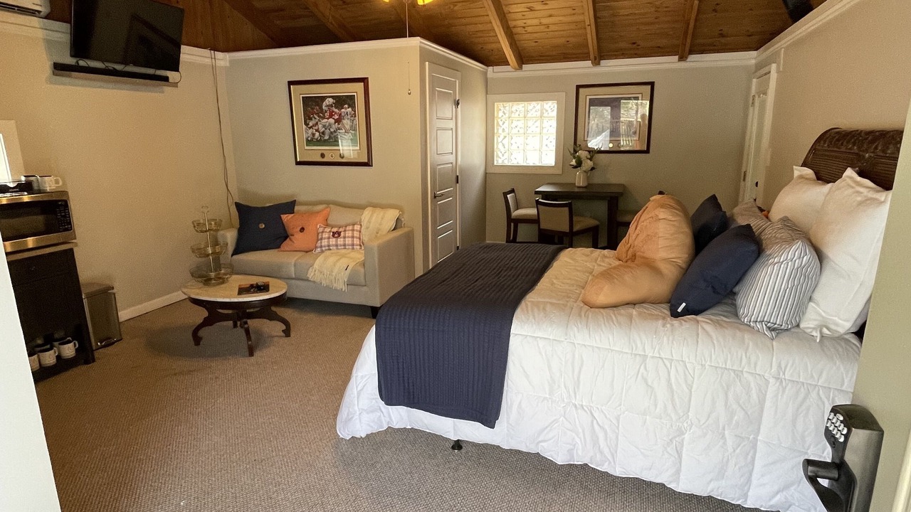 Photo of Bedroom in Auburn
