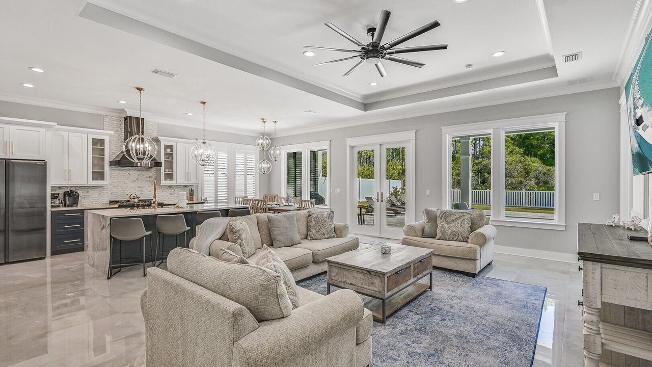 Photo of Livingroom in Seacrest