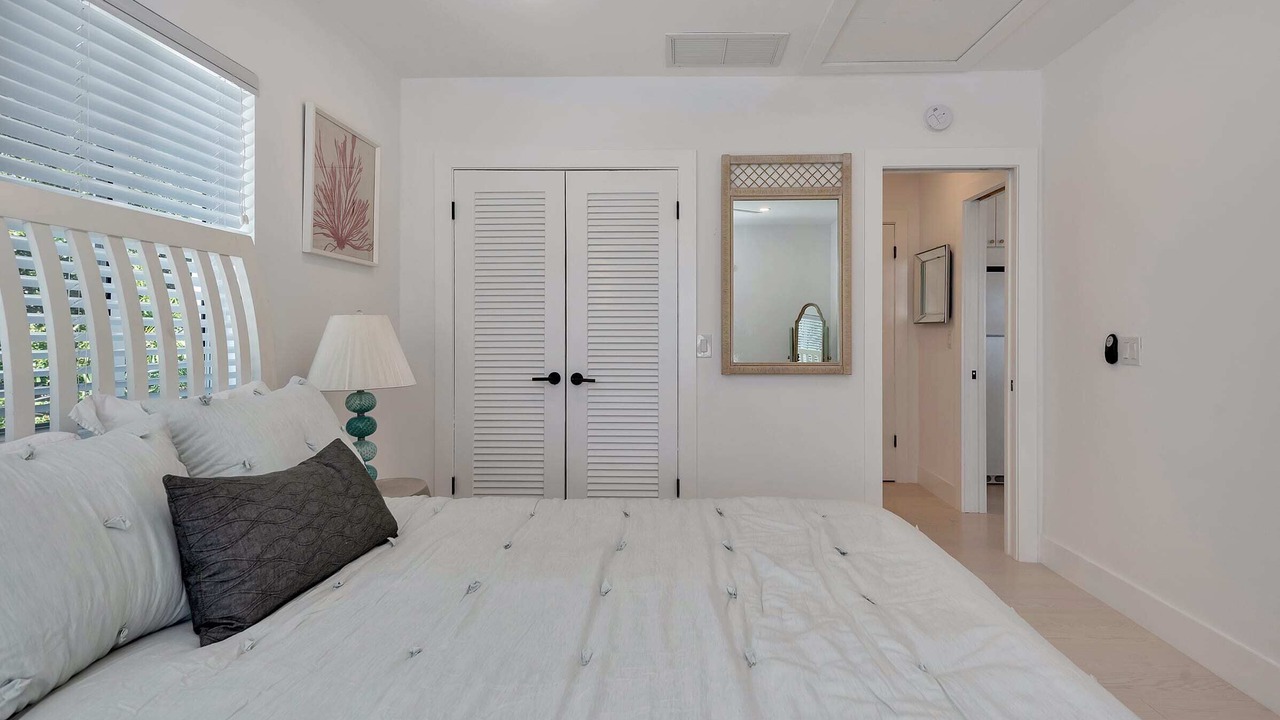 Photo of Bedroom in Lake Worth