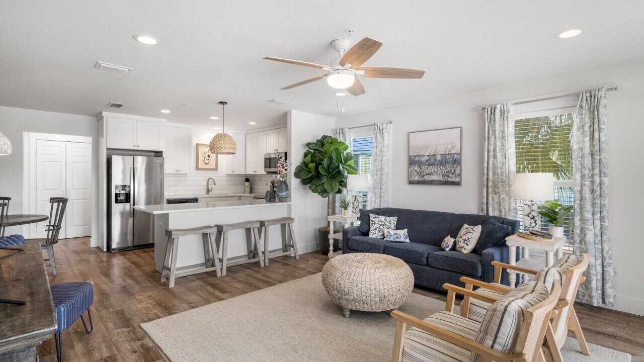 Photo of Livingroom in Mexico Beach
