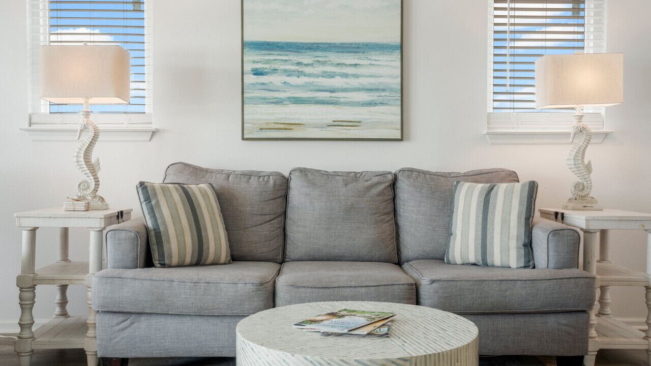 Photo of Livingroom in Mexico Beach