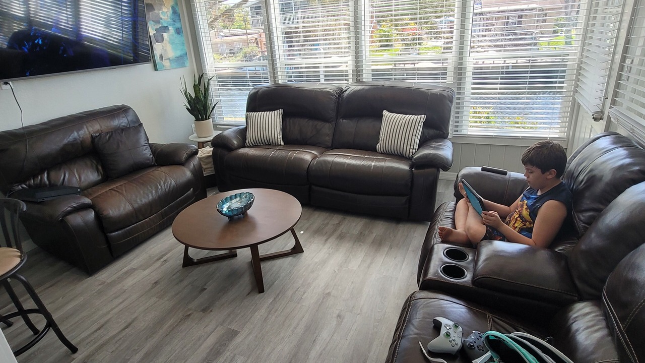 Photo of Livingroom in Weeki Wachee Gardens
