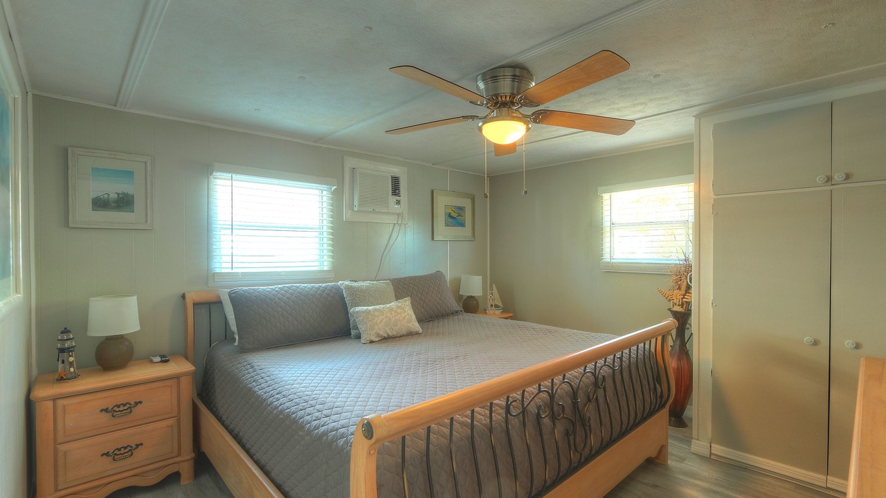 Photo of Bedroom in Weeki Wachee Gardens