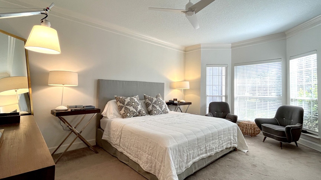 Photo of Bedroom in Palm Valley