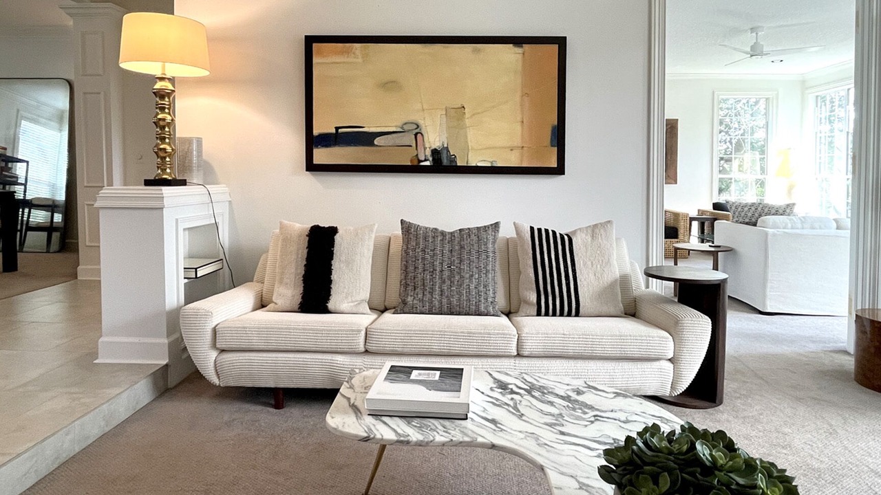 Photo of Livingroom in Palm Valley