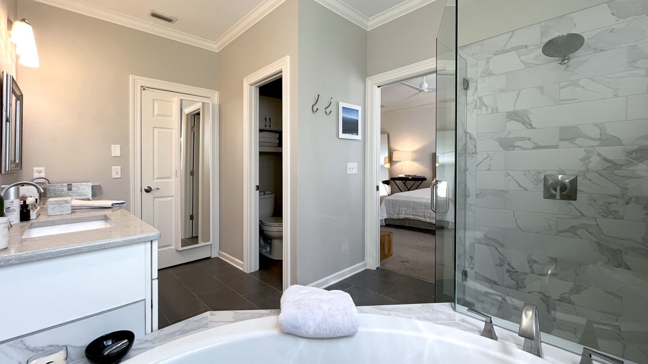 Photo of Bathroom in Palm Valley