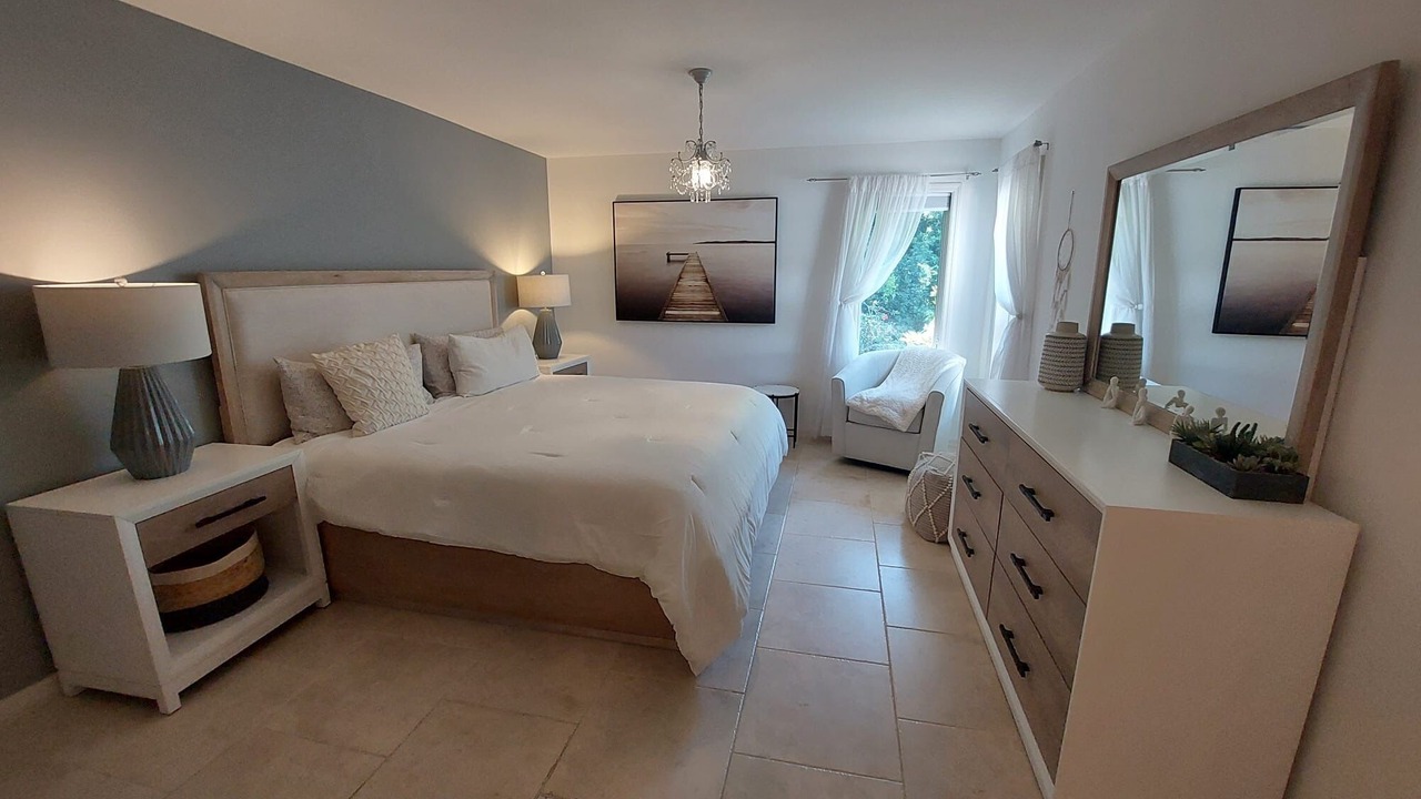 Photo of Bedroom in North Naples
