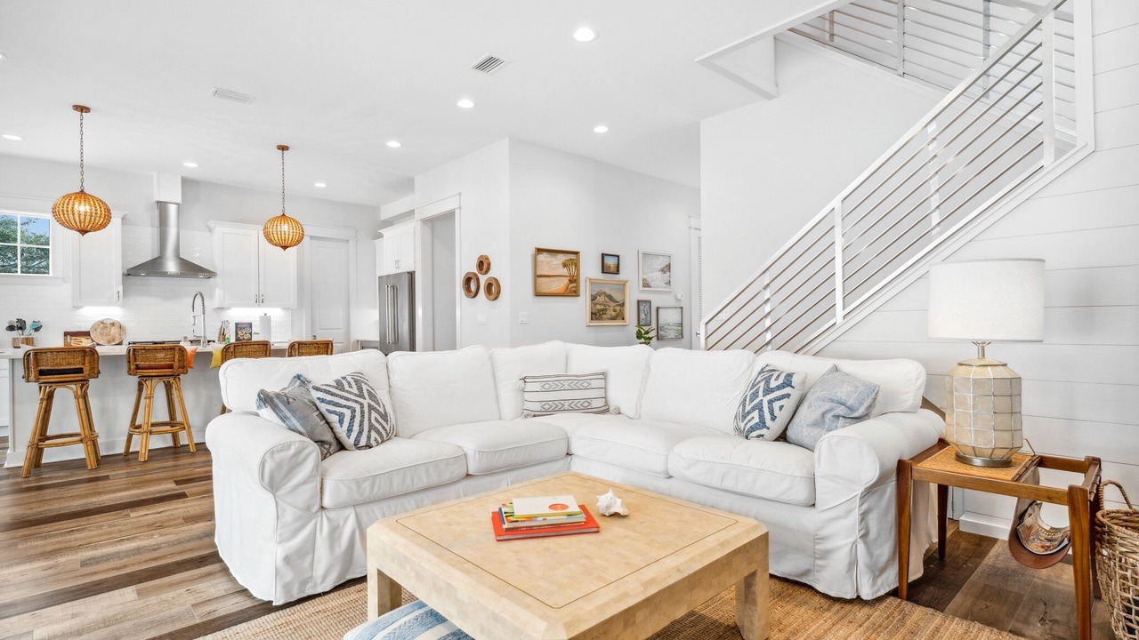 Photo of Livingroom in Gulfview Heights