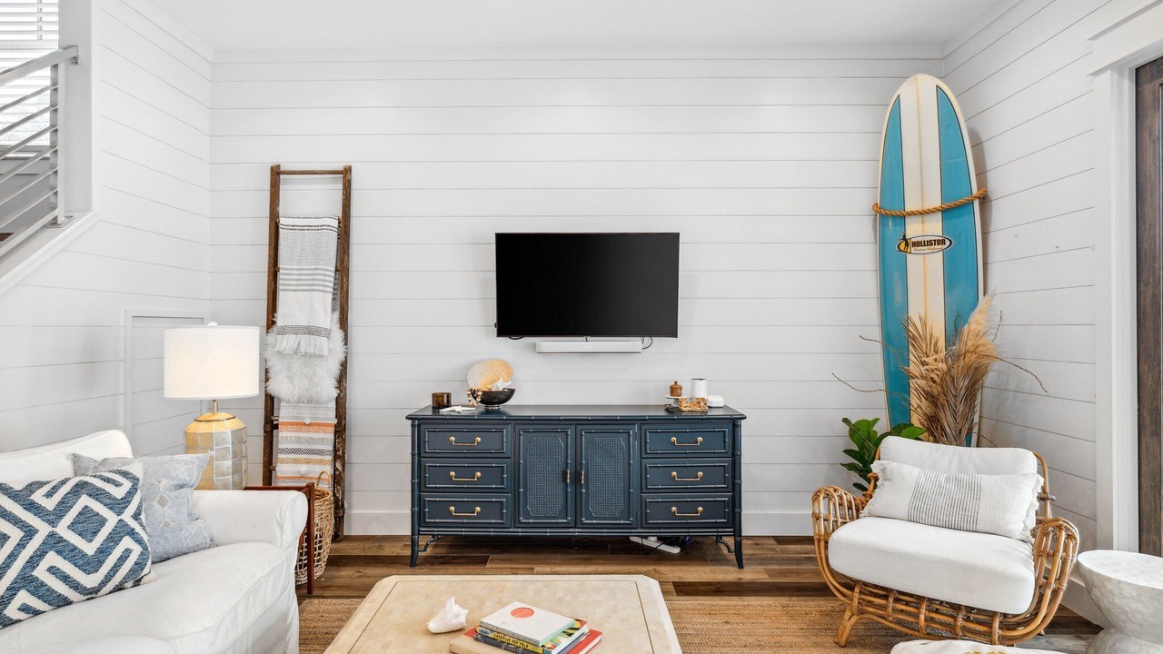Photo of Livingroom in Gulfview Heights