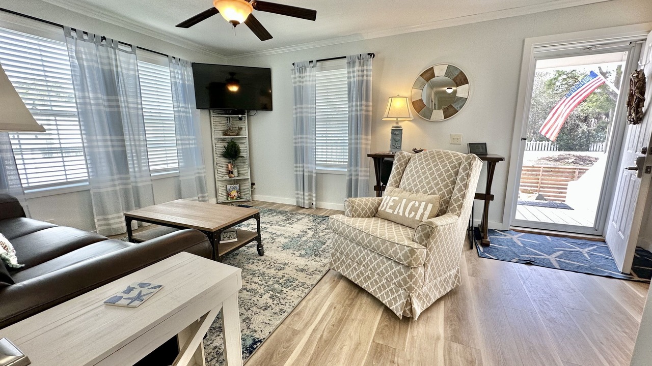 Photo of Livingroom in Laguna Beach Estates