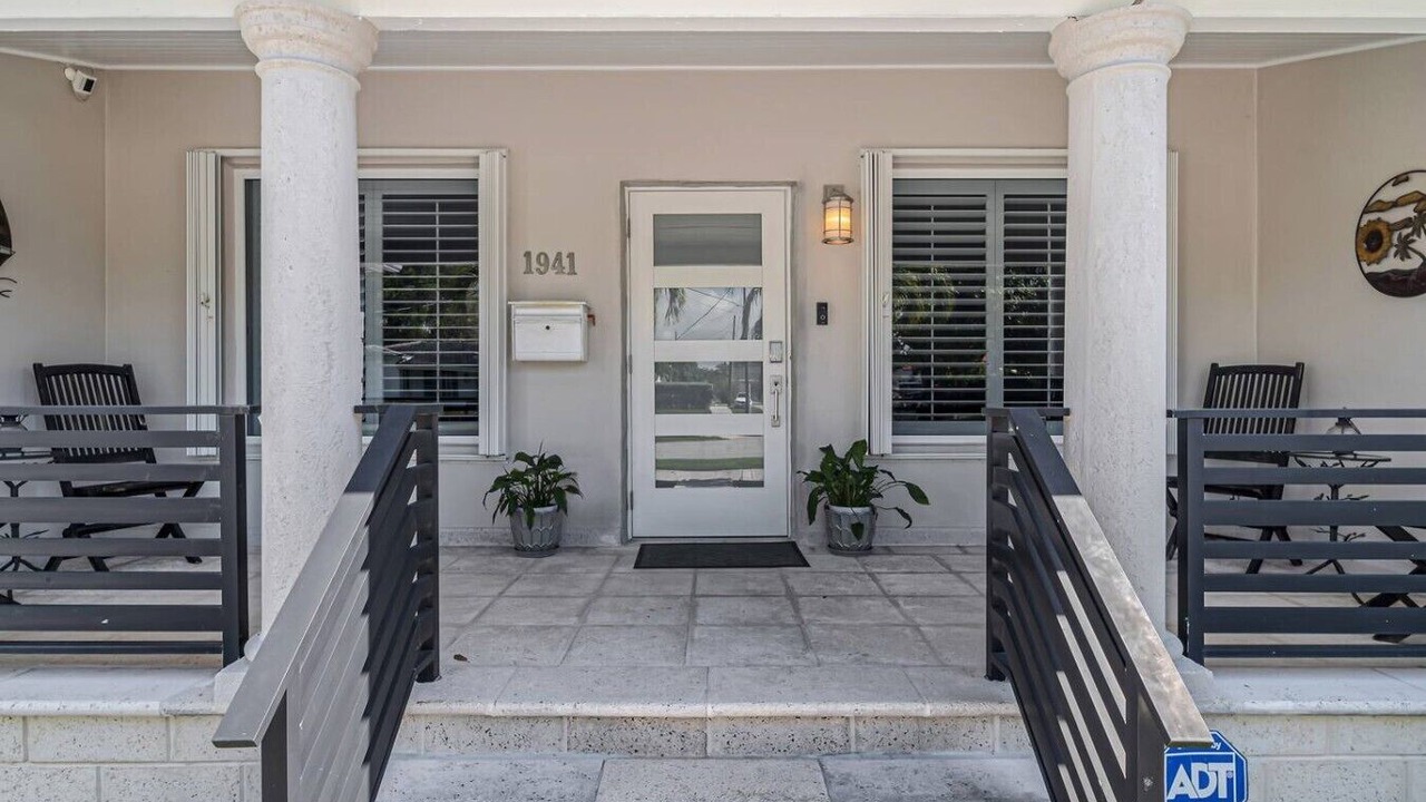 Photo of Outdoor in Coral Way